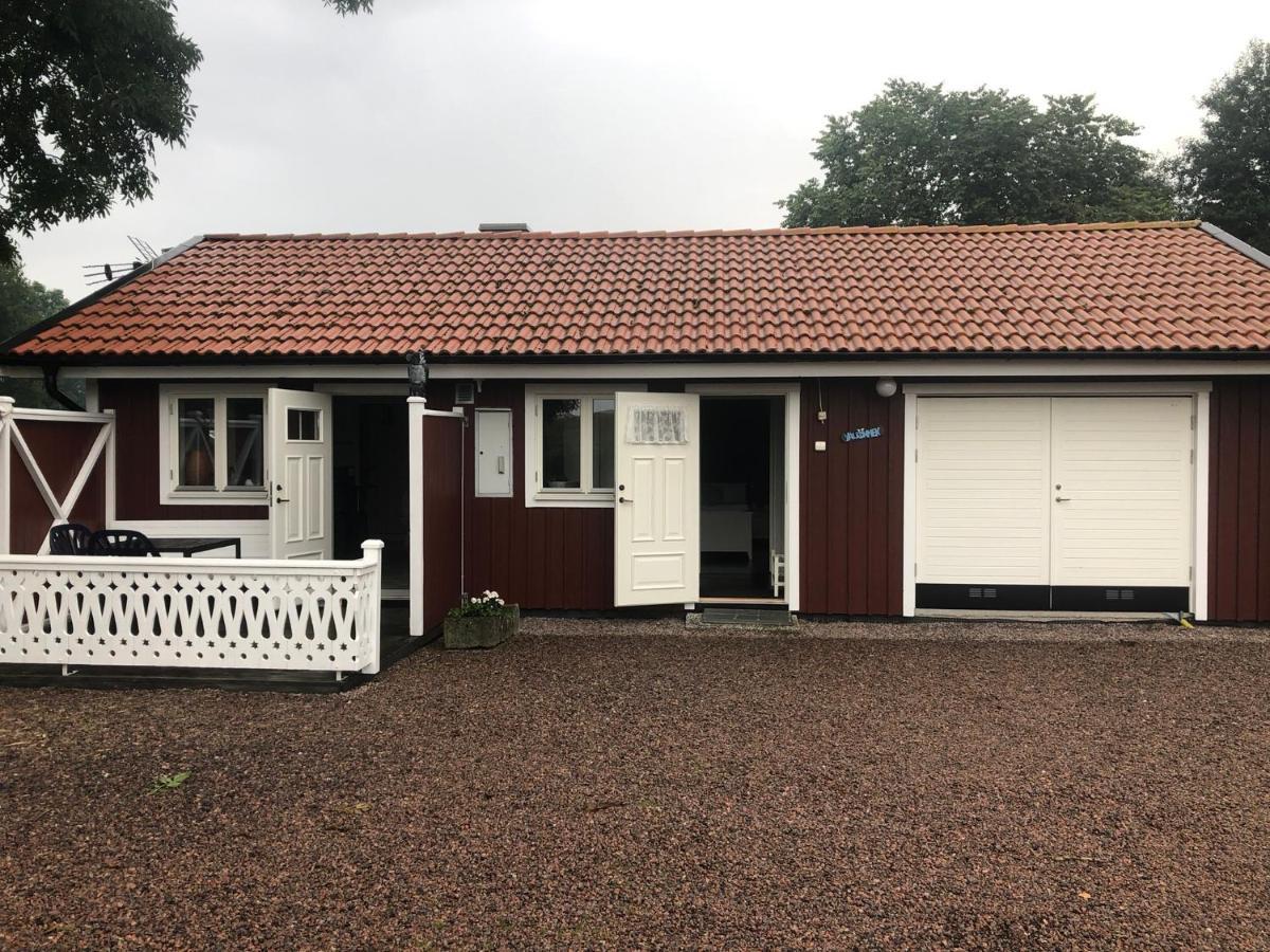 Villa Skattegardens Gaesthus Falköping Exterior foto